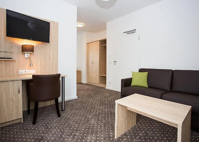 בית הארחה Gaestehaus Turmblick 3*